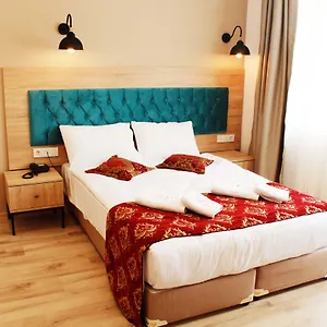 3* Hotell The Laila