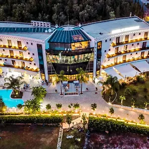 Splendor 4*, Dhërmi Albania