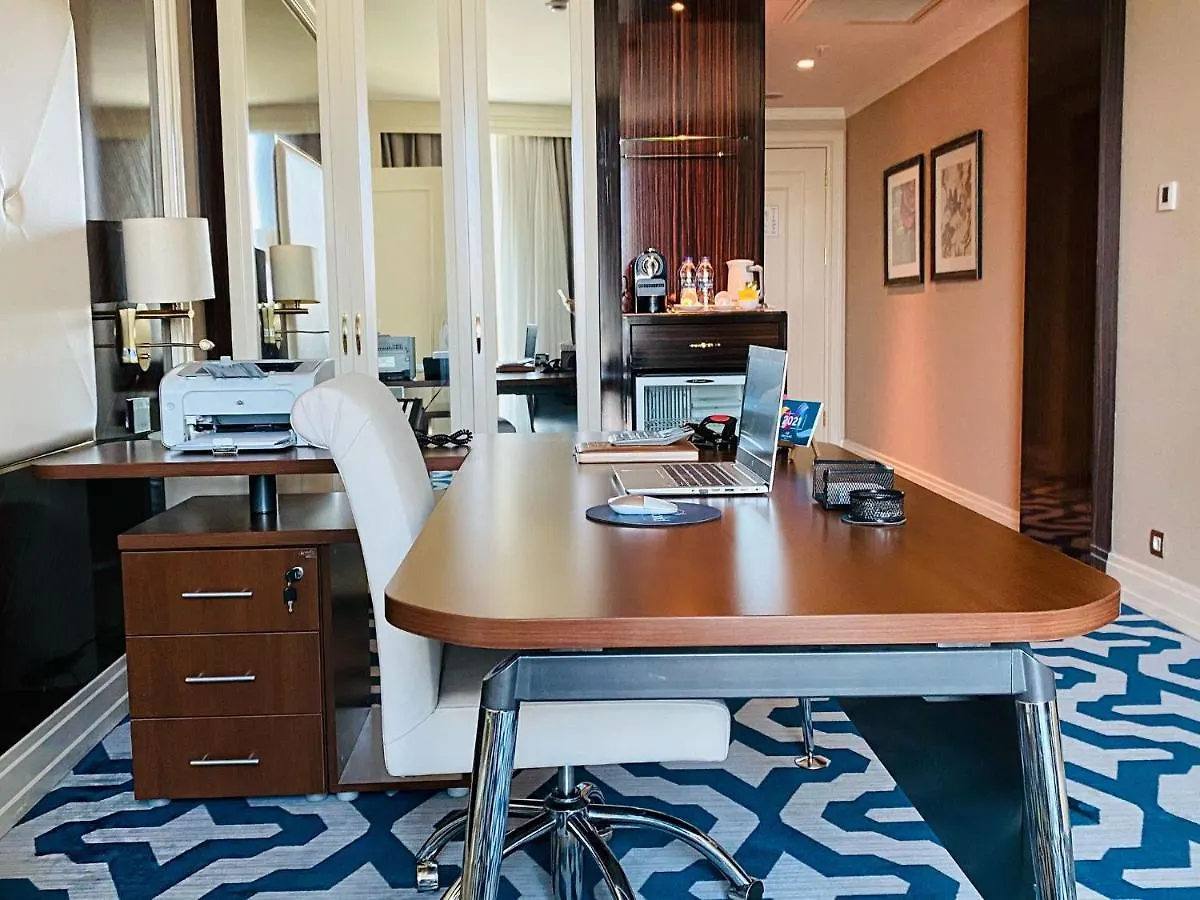 Elite World Istanbul Florya Hotel 5*,